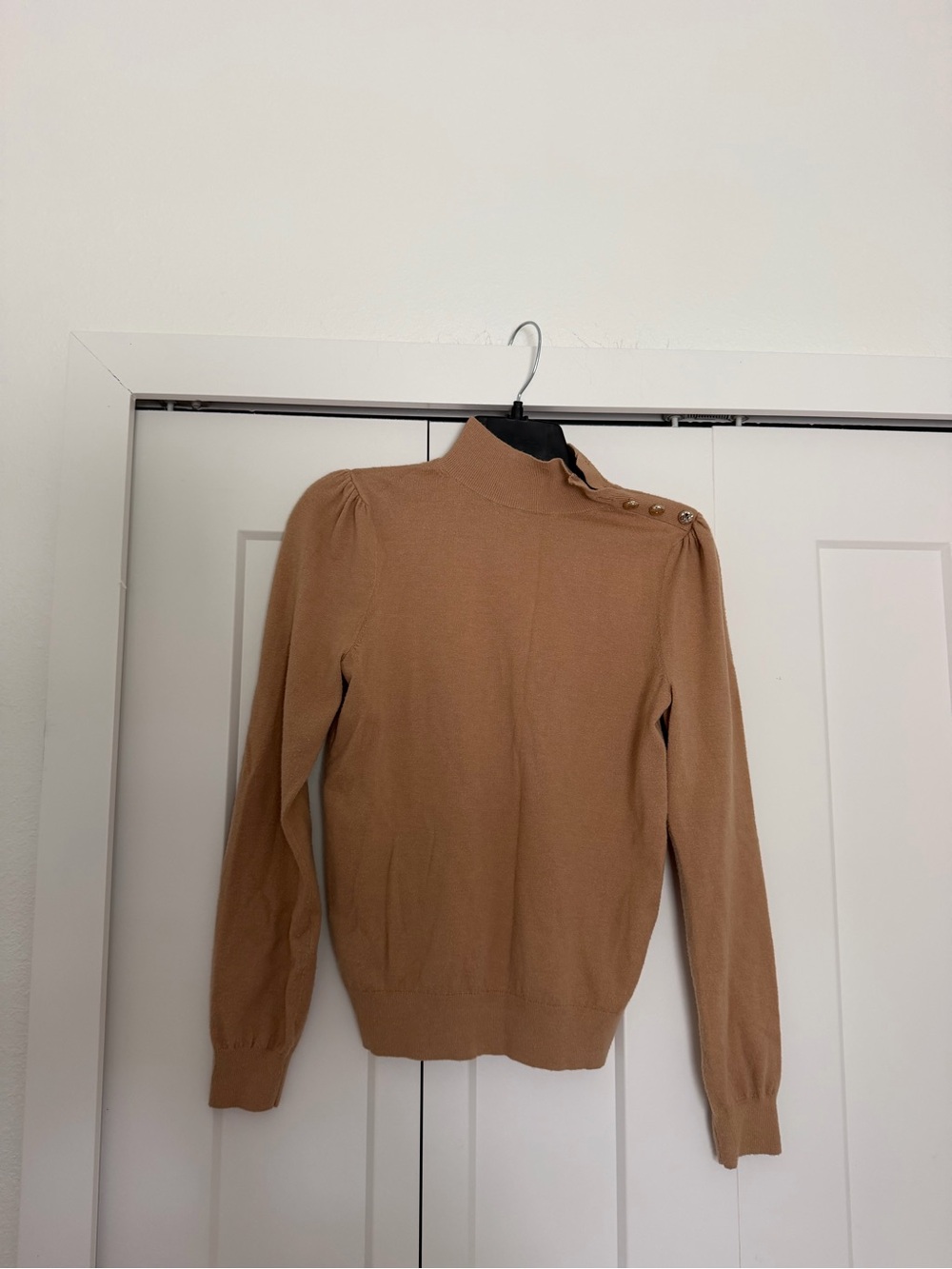 Banana Republic Classic Camel Button-Shoulder Sweater - Women's
